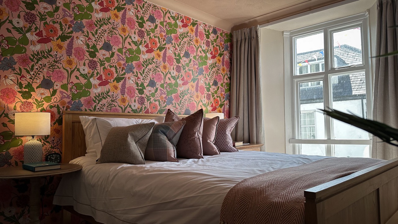 Photo of Others in Tavistock