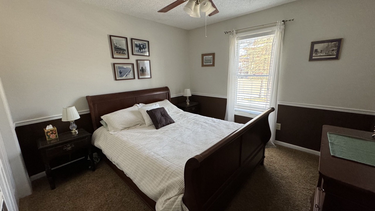Photo of Bedroom in Saratoga Springs