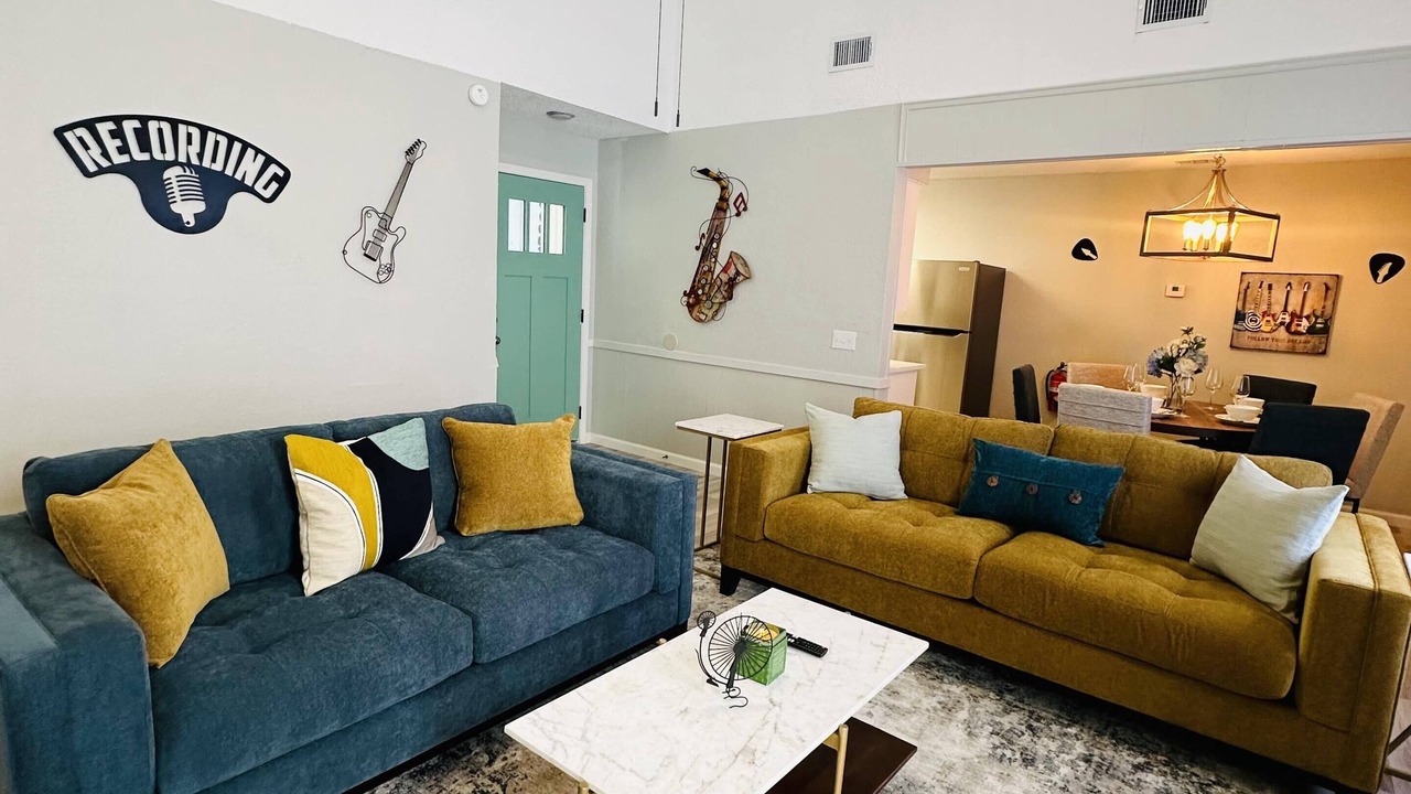 Photo of Livingroom in Austin