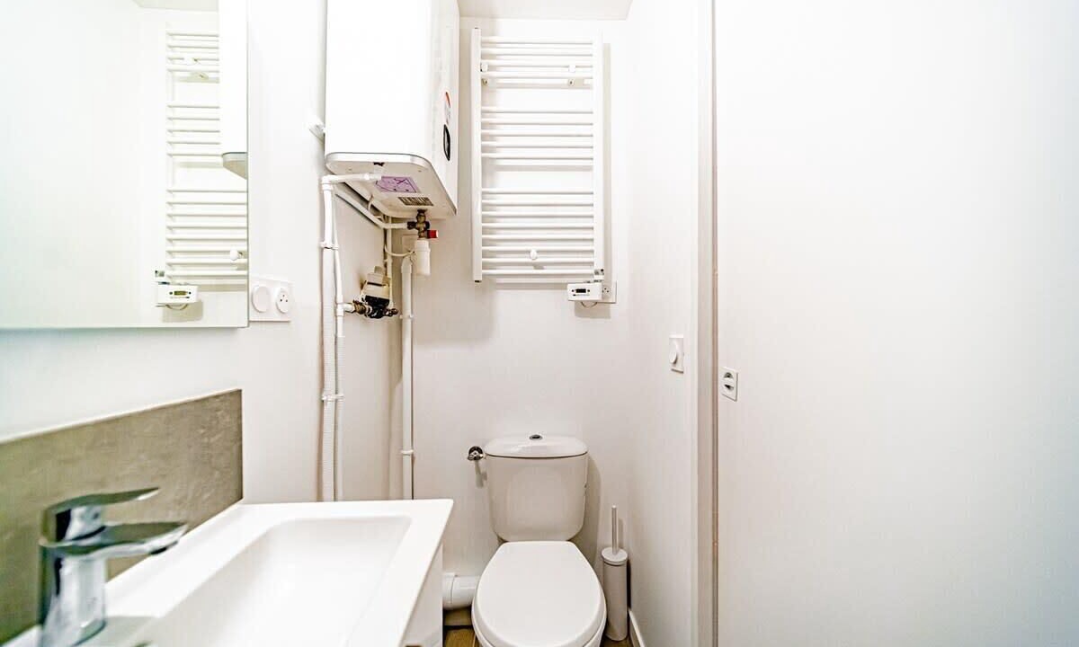 Photo of Bathroom in Griffon - Royale