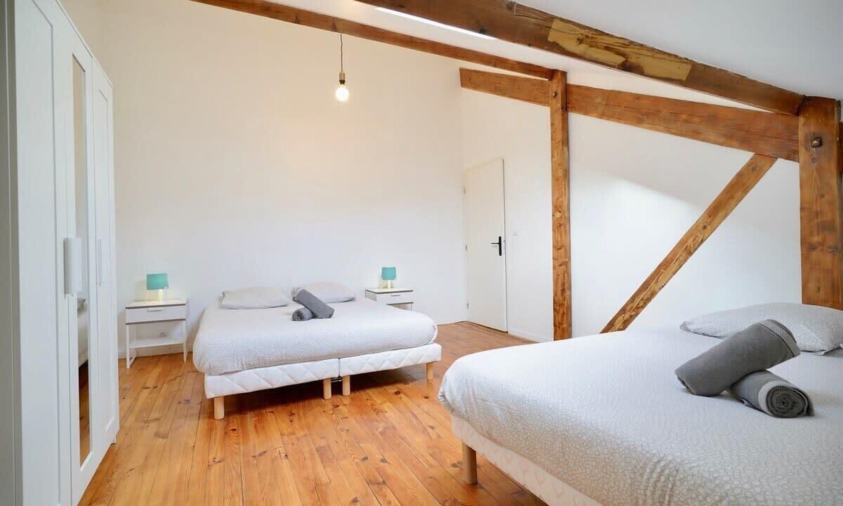 Photo of Bedroom in 9th Arrondissement