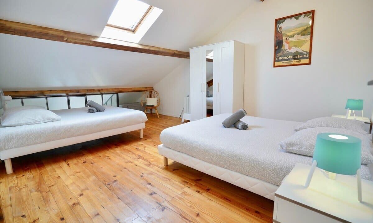 Photo of Bedroom in 9th Arrondissement