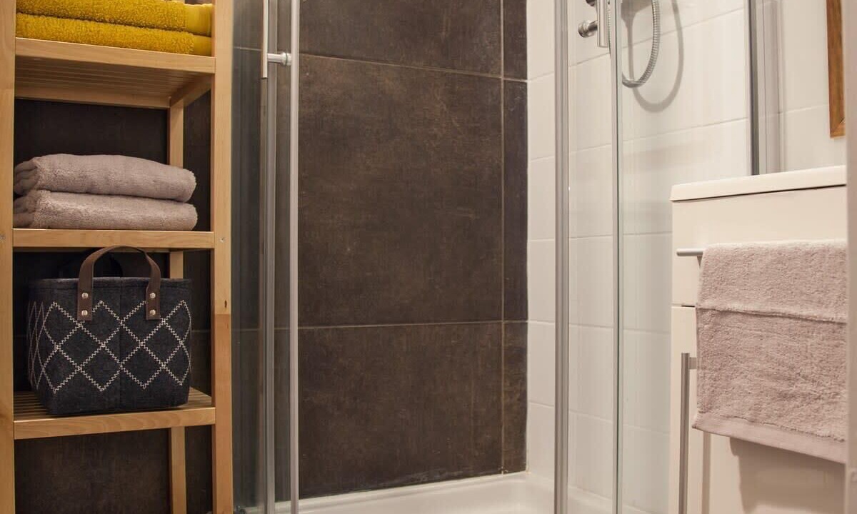 Photo of Bathroom in Griffon - Royale