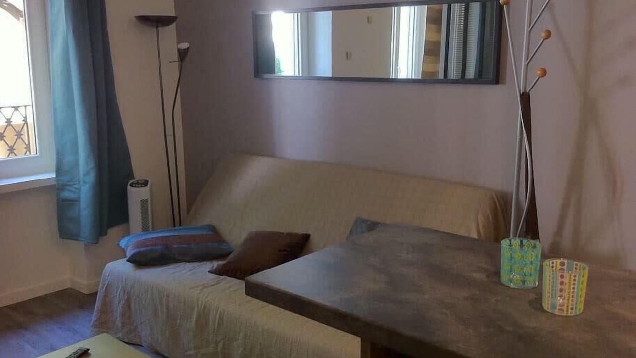 Photo of Livingroom in Part Dieu - Bir Hakeim
