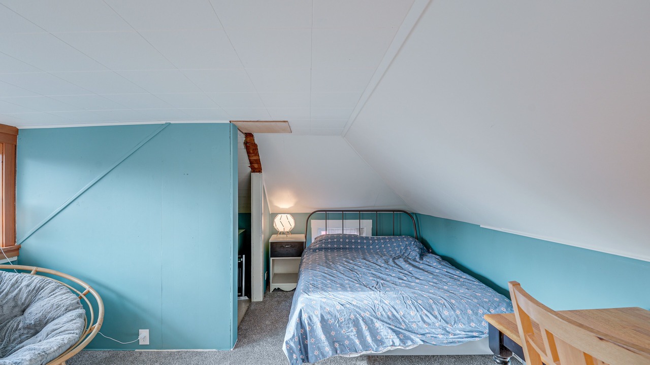 Photo of Others in Columbia