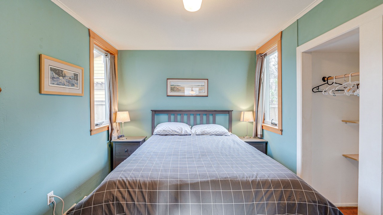 Photo of Others in Columbia