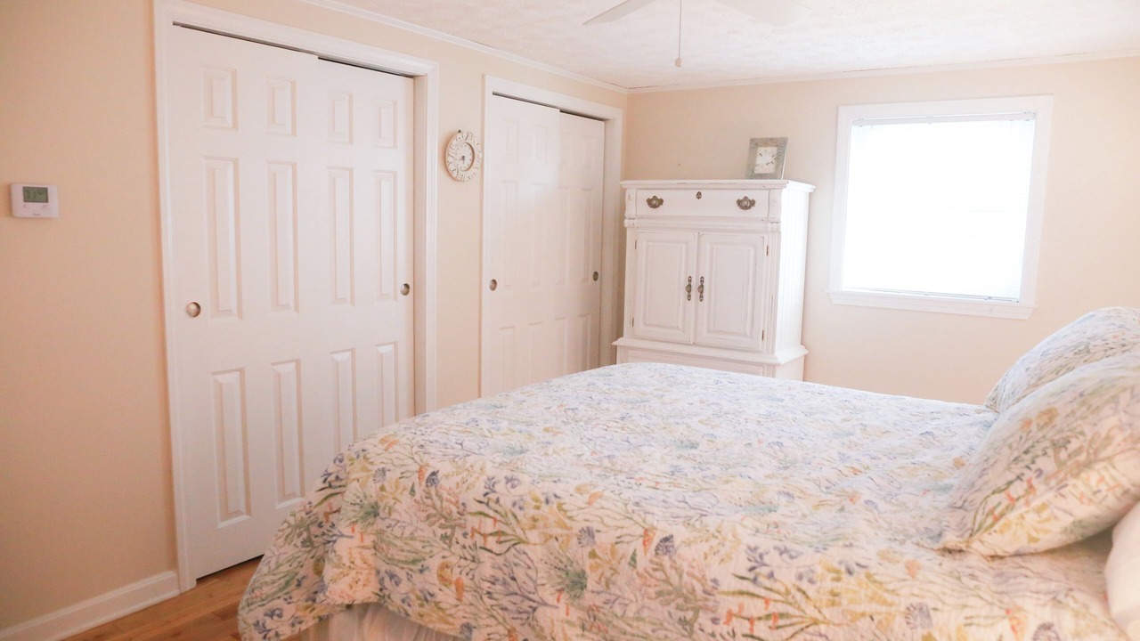 Photo of Bedroom in Wells Beach