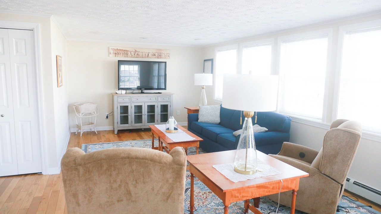 Photo of Livingroom in Wells Beach