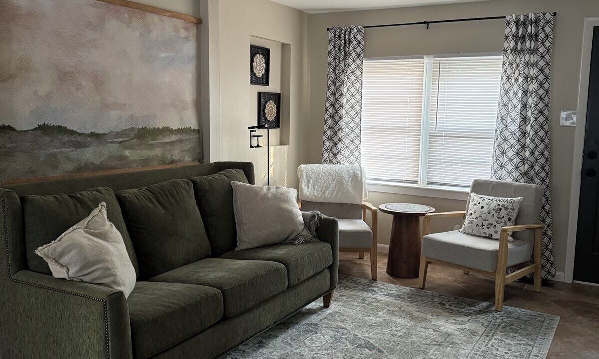 Photo of Livingroom in Topeka