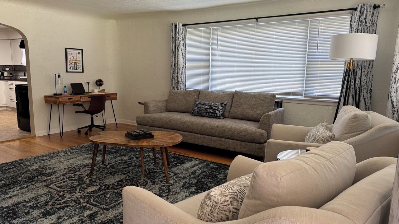 Photo of Livingroom in Topeka