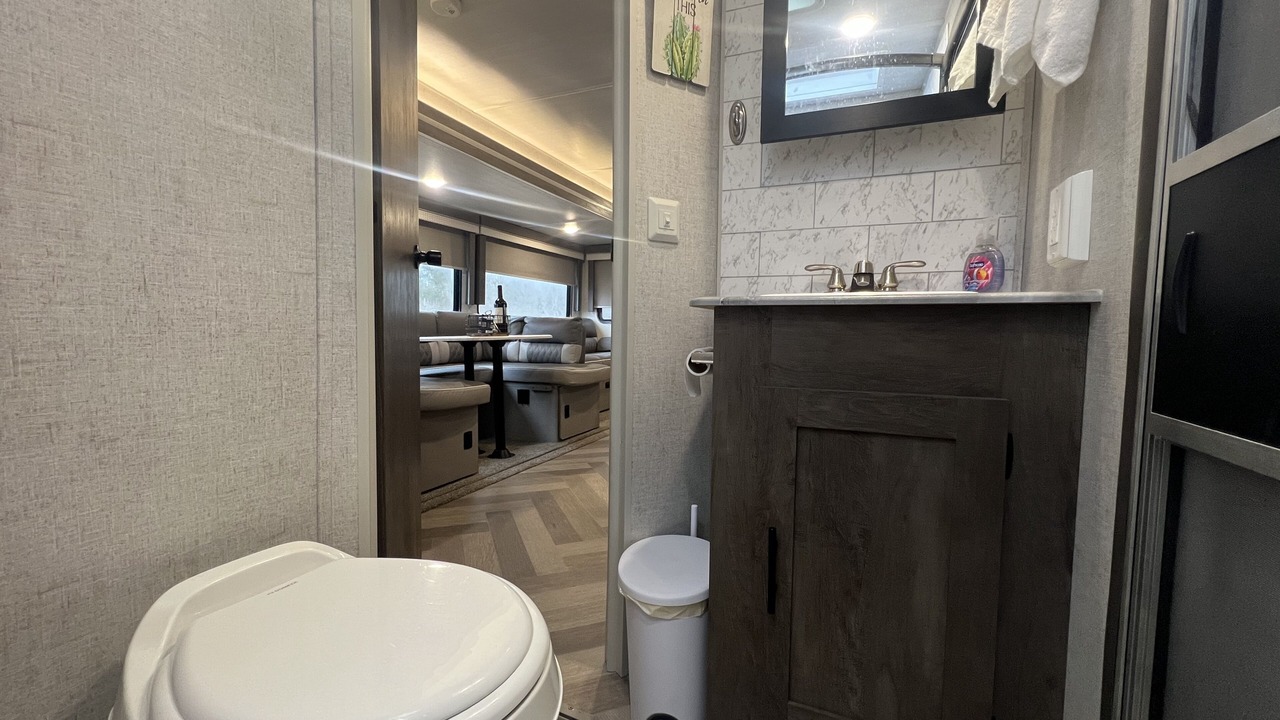 Photo of Bathroom in Valliant