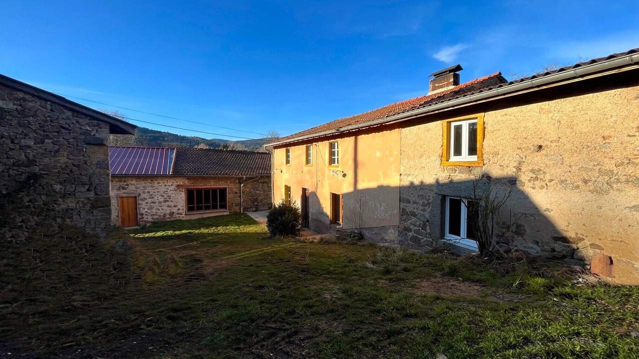 Photo of Outdoor in Saint-Priest-la-Vetre