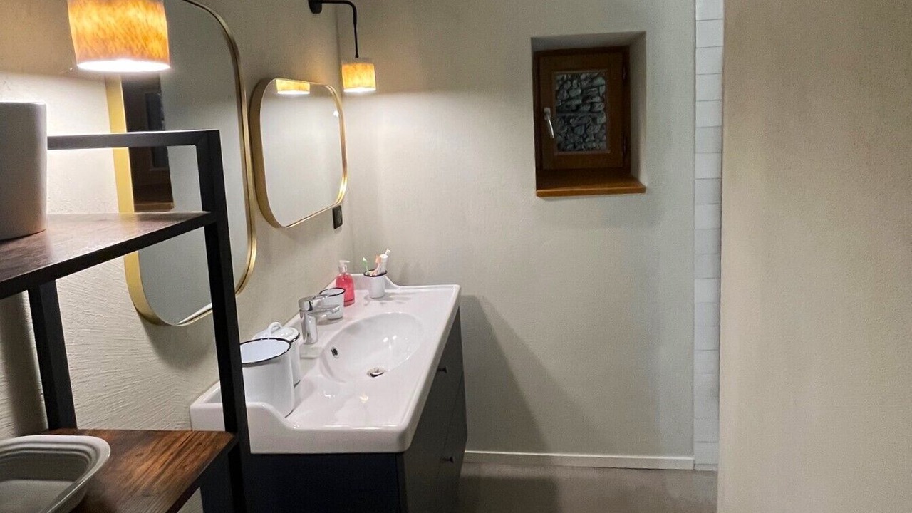 Photo of Bathroom in Saint-Priest-la-Vetre