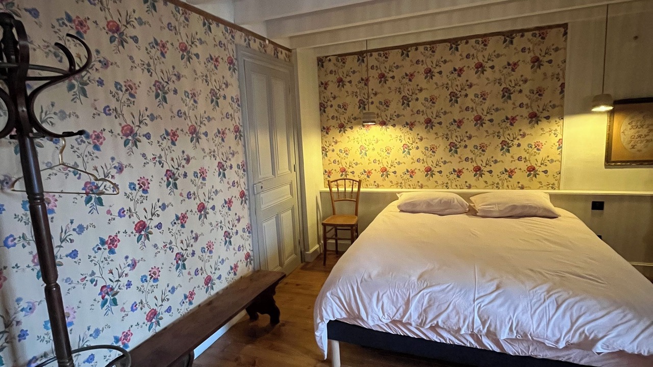 Photo of Bedroom in Saint-Priest-la-Vetre