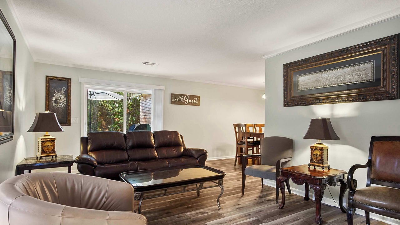Photo of Livingroom in Northport