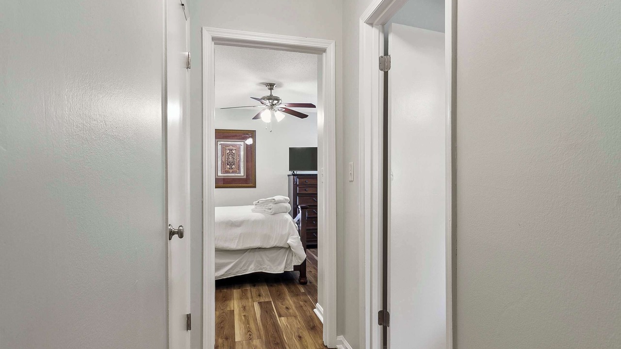 Photo of Bedroom in Northport