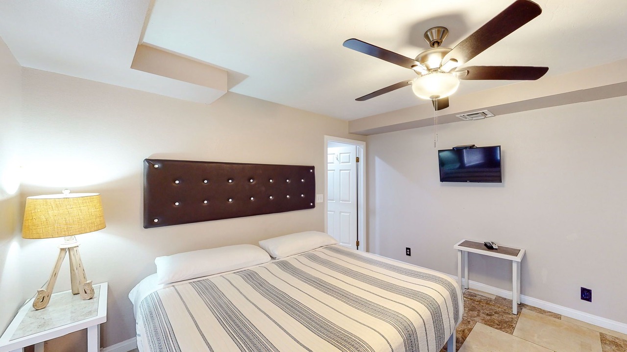 Photo of Bedroom in Silverado Ranch