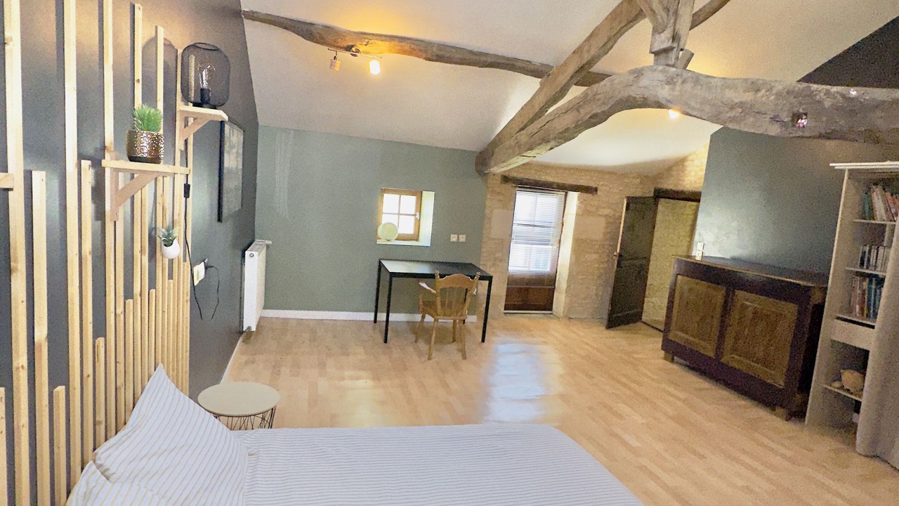Photo of Bedroom in Chaunay