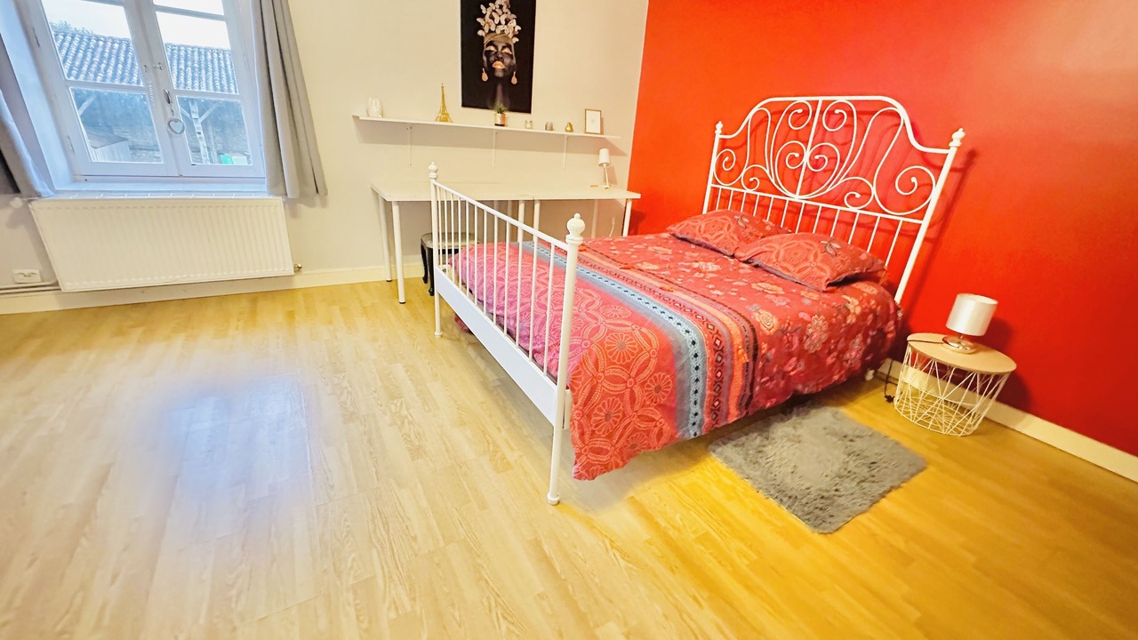 Photo of Bedroom in Chaunay