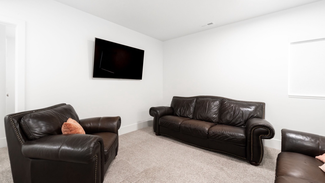 Photo of Livingroom in Farmington