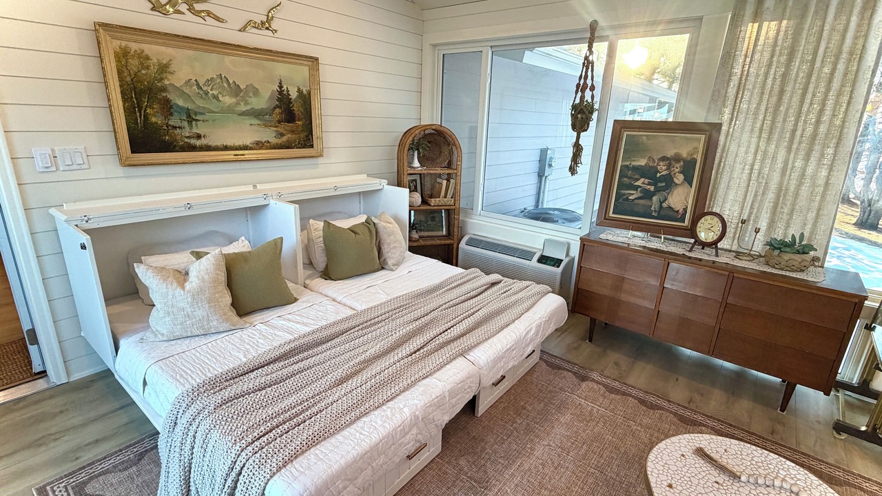 Photo of Bedroom in Waverly