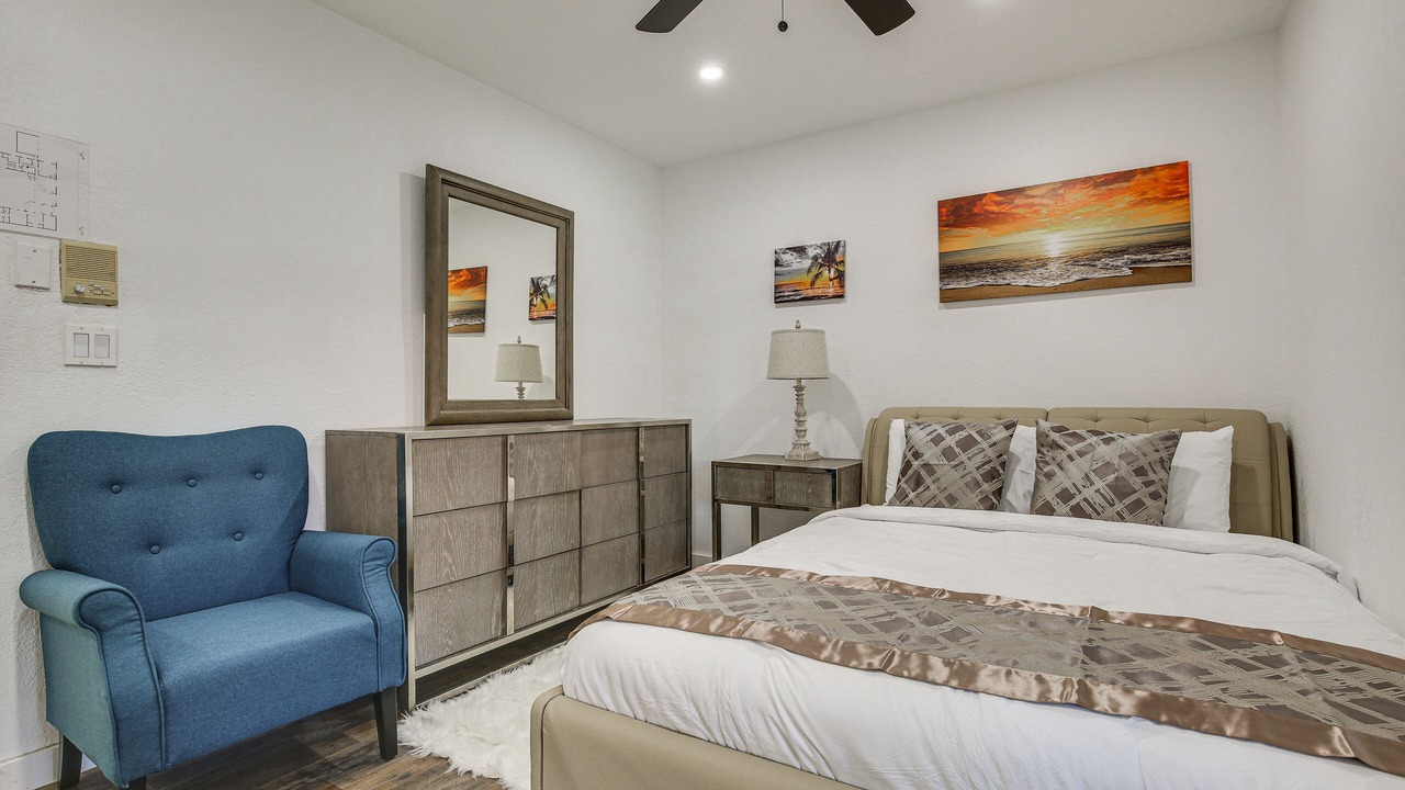 Photo of Bedroom in Coral Springs