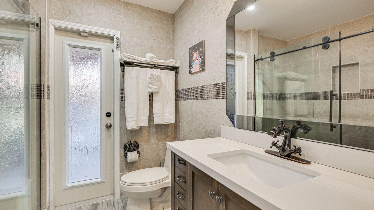 Photo of Bathroom in Coral Springs