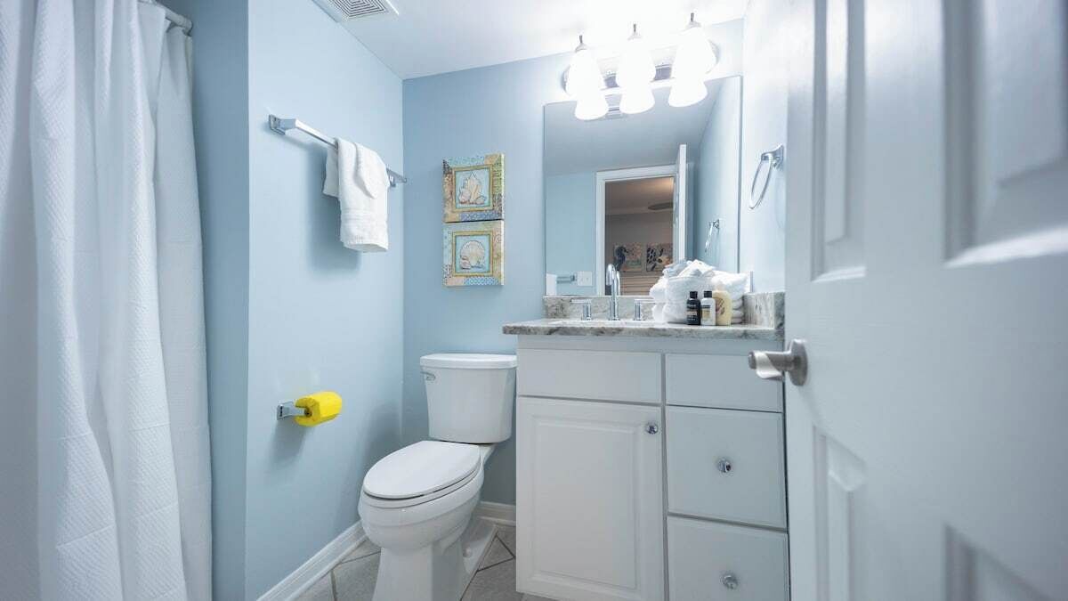 Photo of Bathroom in Gulf Shores