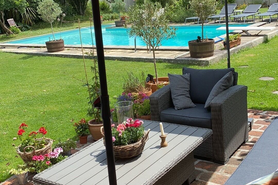 Photo of Others in Sarron