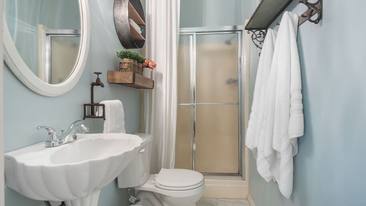 Photo of Bathroom in Fort Smith
