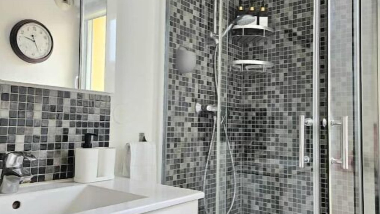 Photo of Bathroom in Les Gondoles