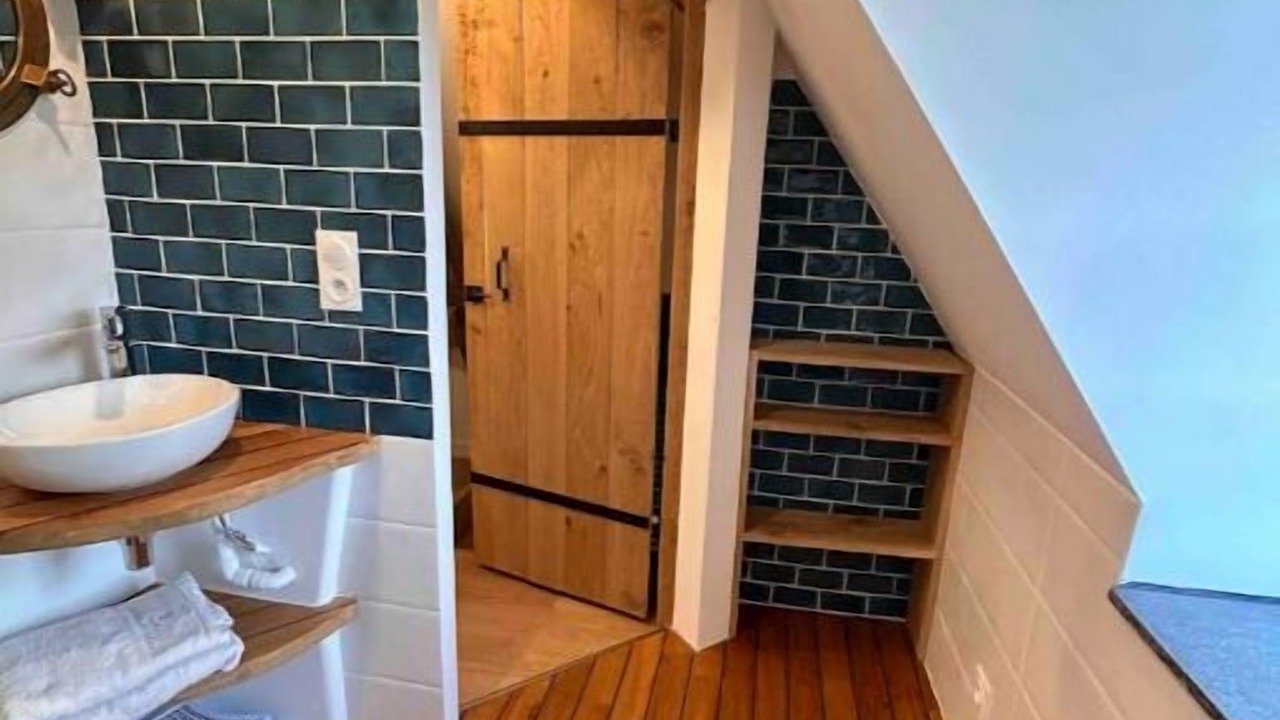 Photo of Bathroom in Feneu
