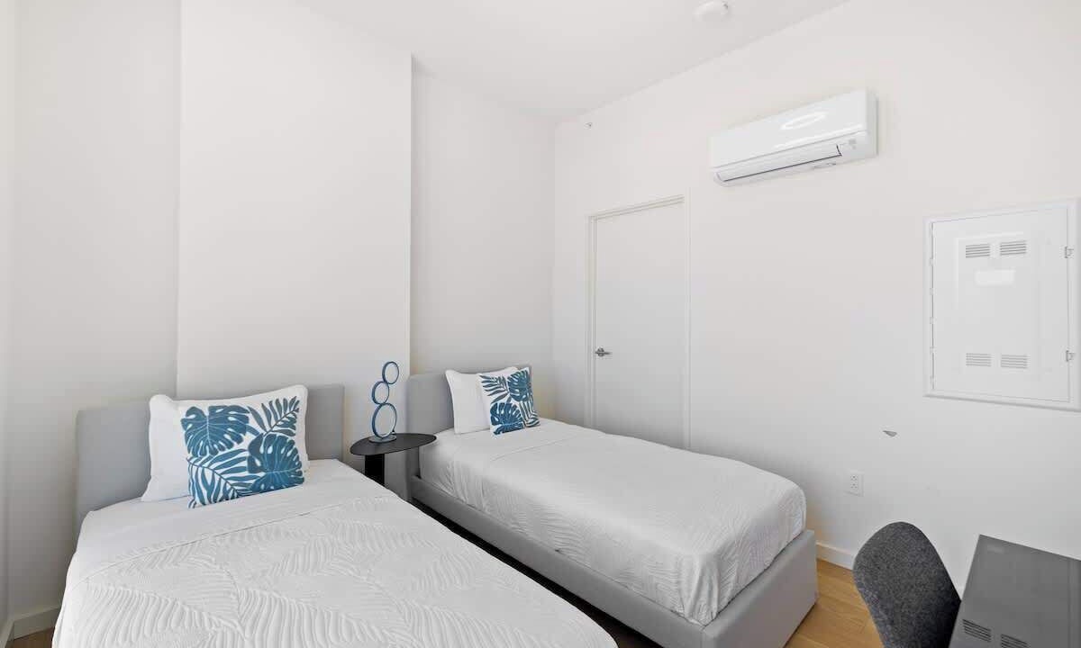 Photo of Bedroom in Ala Moana