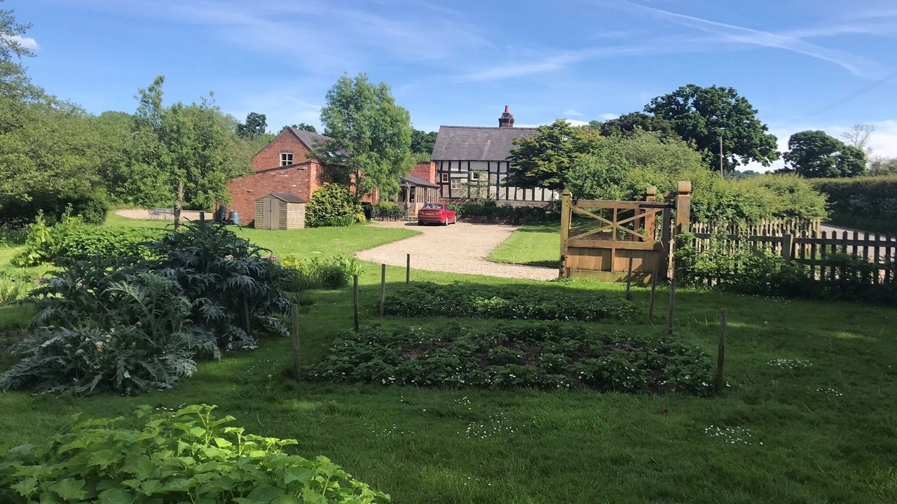 Photo of Outdoor in Malpas