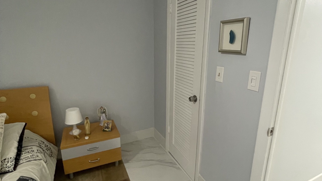 Photo of Bedroom in Sunrise