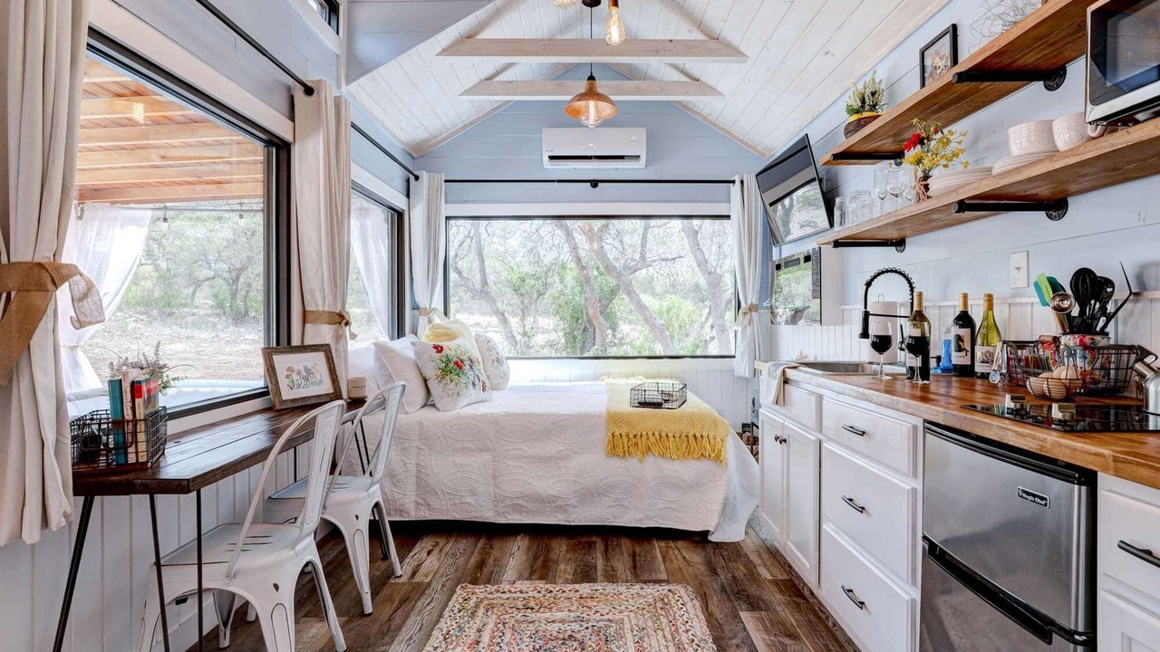 Photo of Bedroom in Hondo