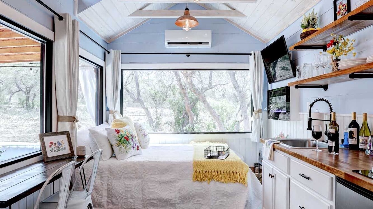 Photo of Bedroom in Hondo