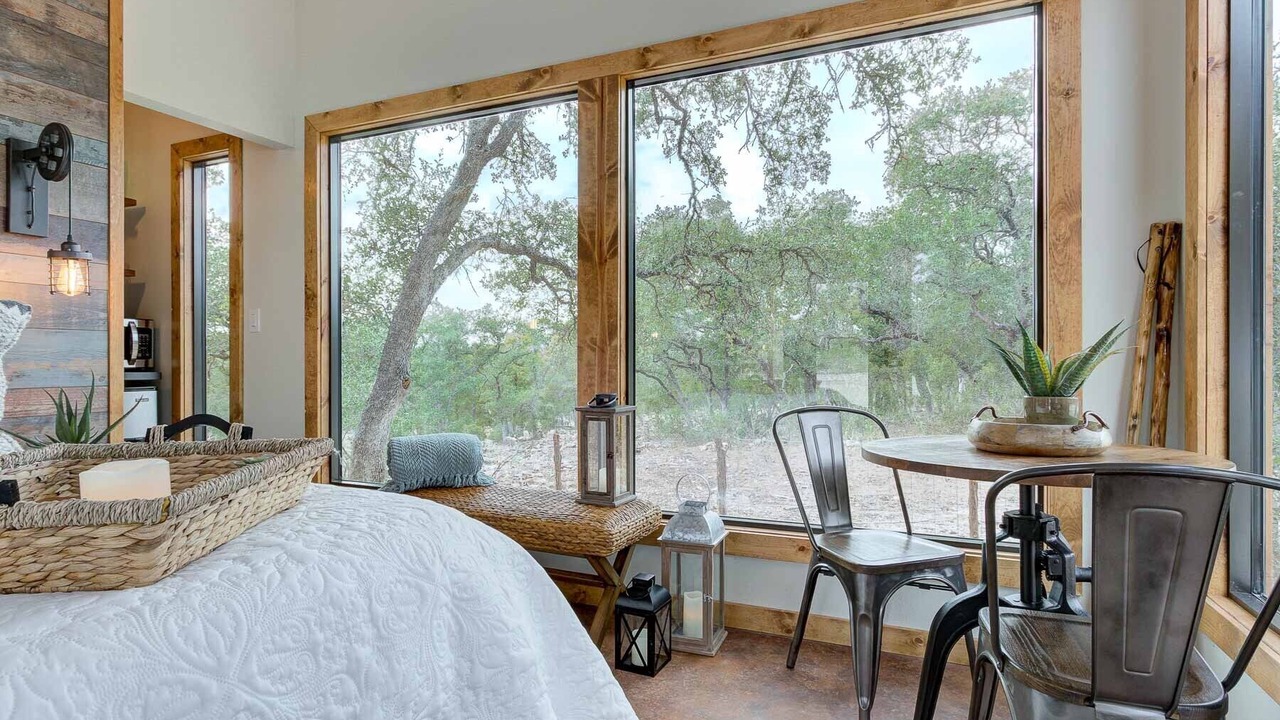 Photo of Bedroom in Hondo