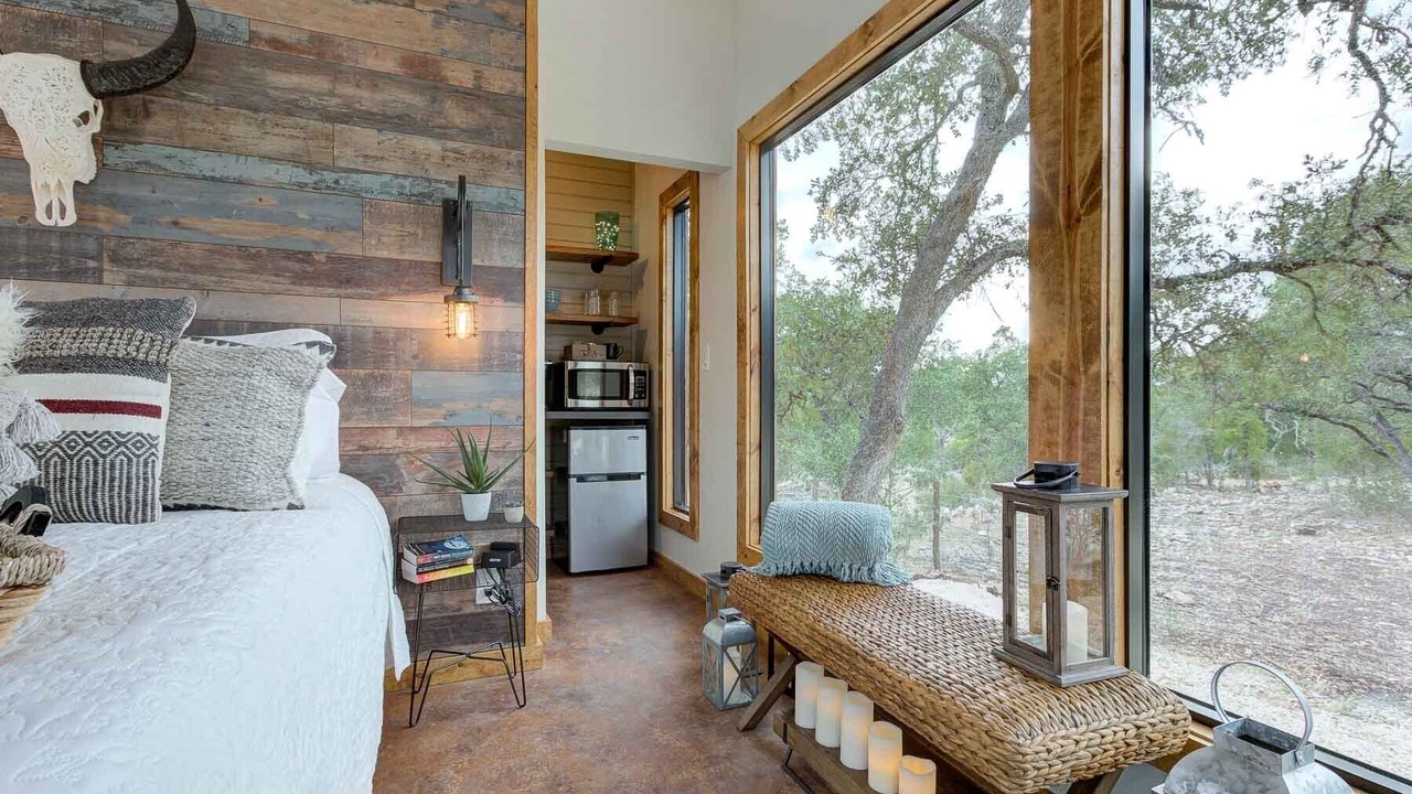 Photo of Bedroom in Hondo