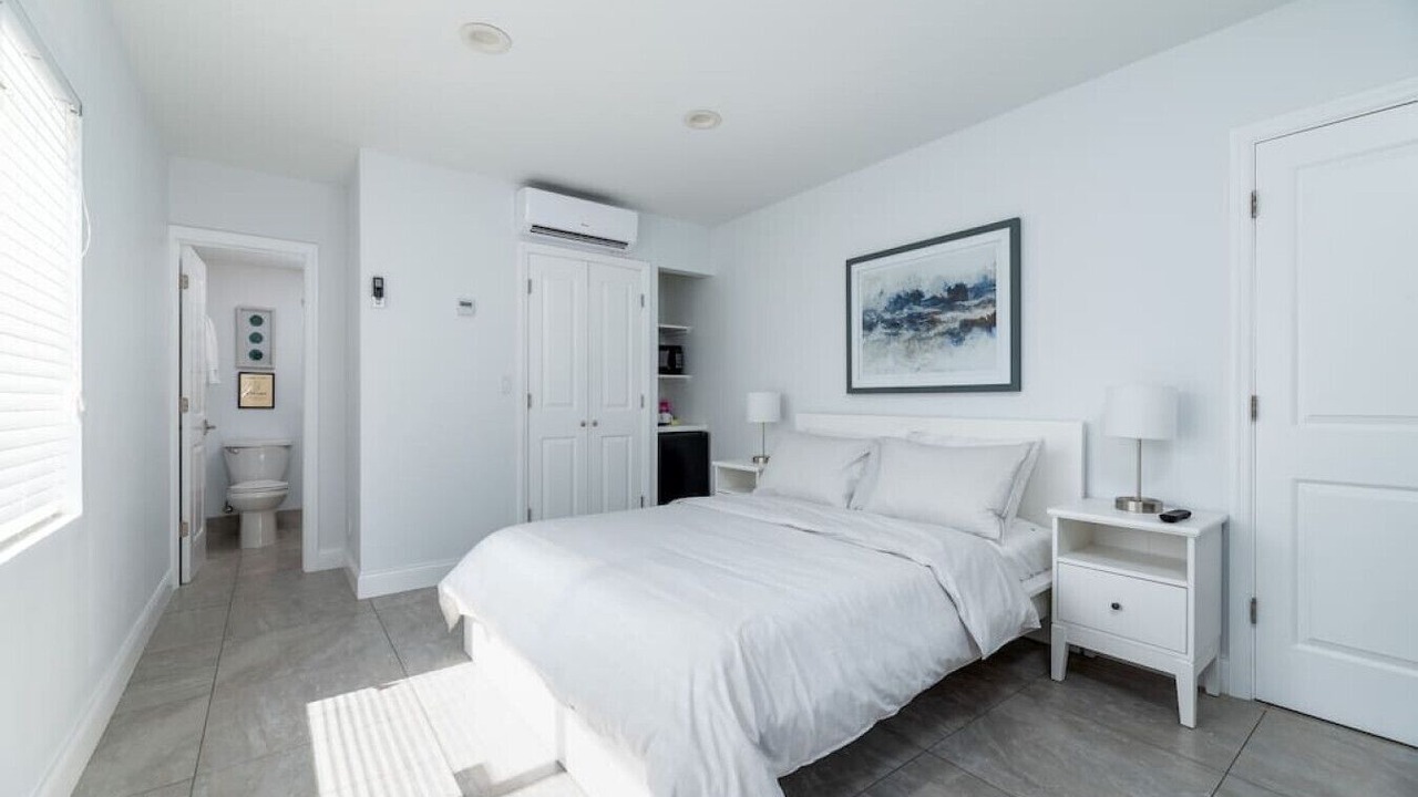 Photo of Bedroom in Central Beach