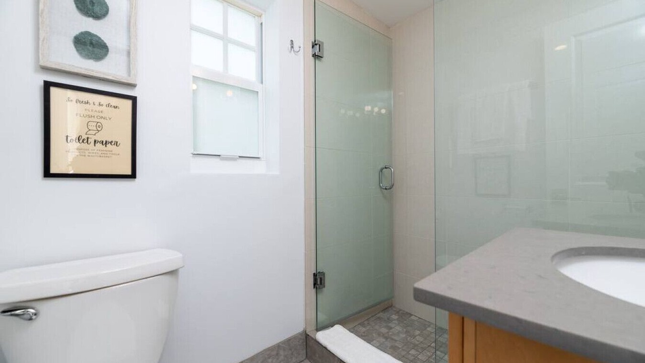 Photo of Bathroom in Central Beach
