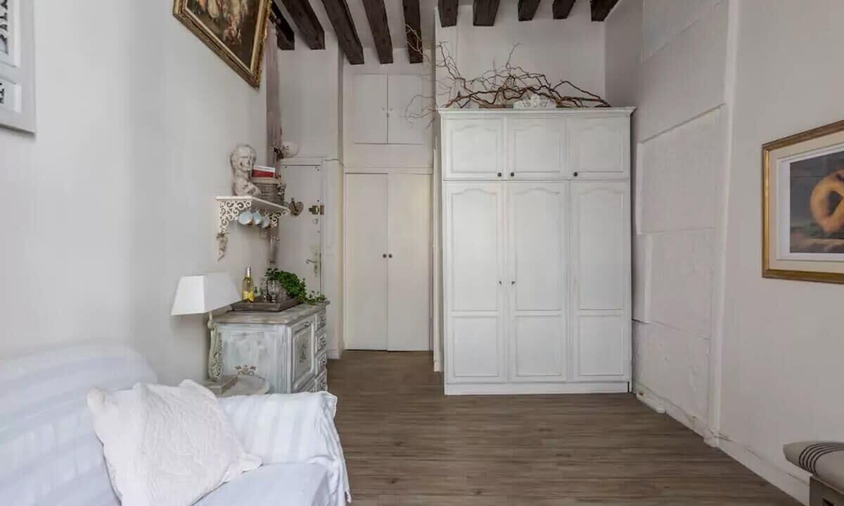 Photo of Others in Saint-Merri