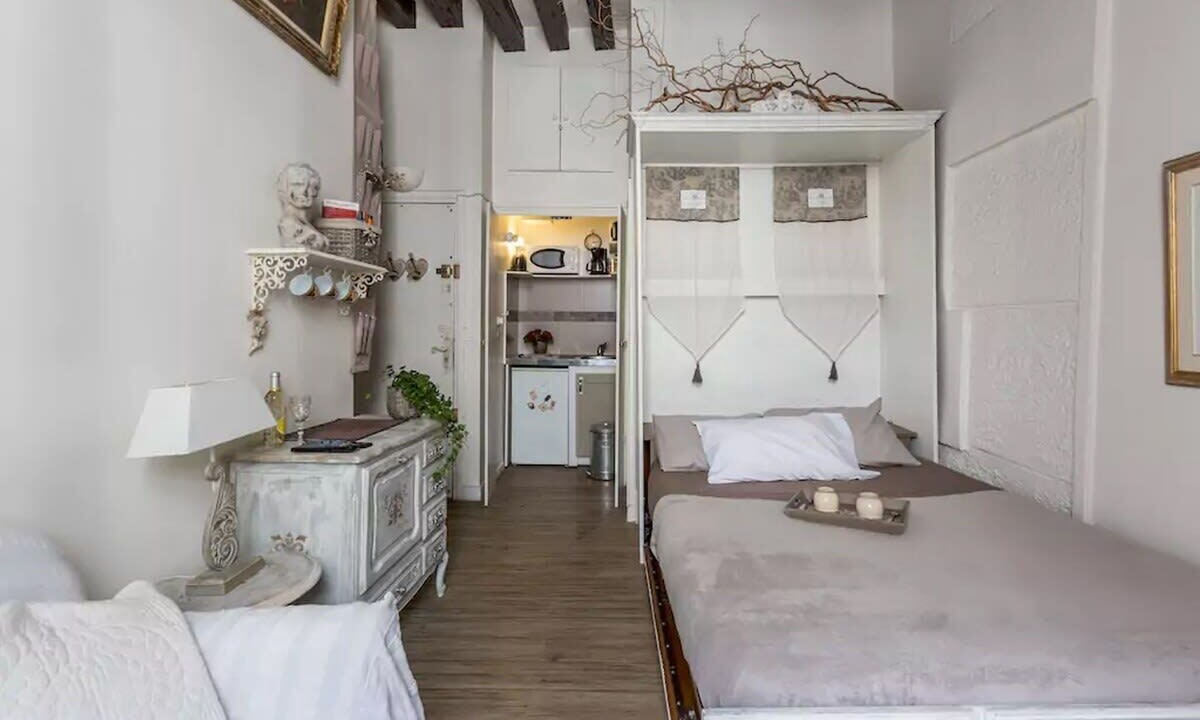 Photo of Bedroom in Saint-Merri