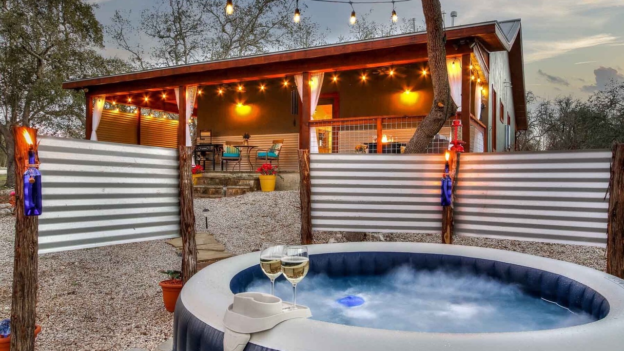 Photo of Patio Balcony in Hondo