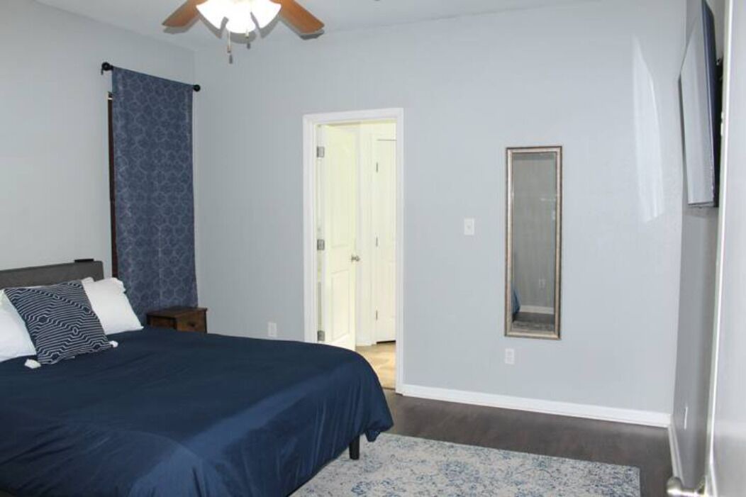 Photo of Bedroom in Robert