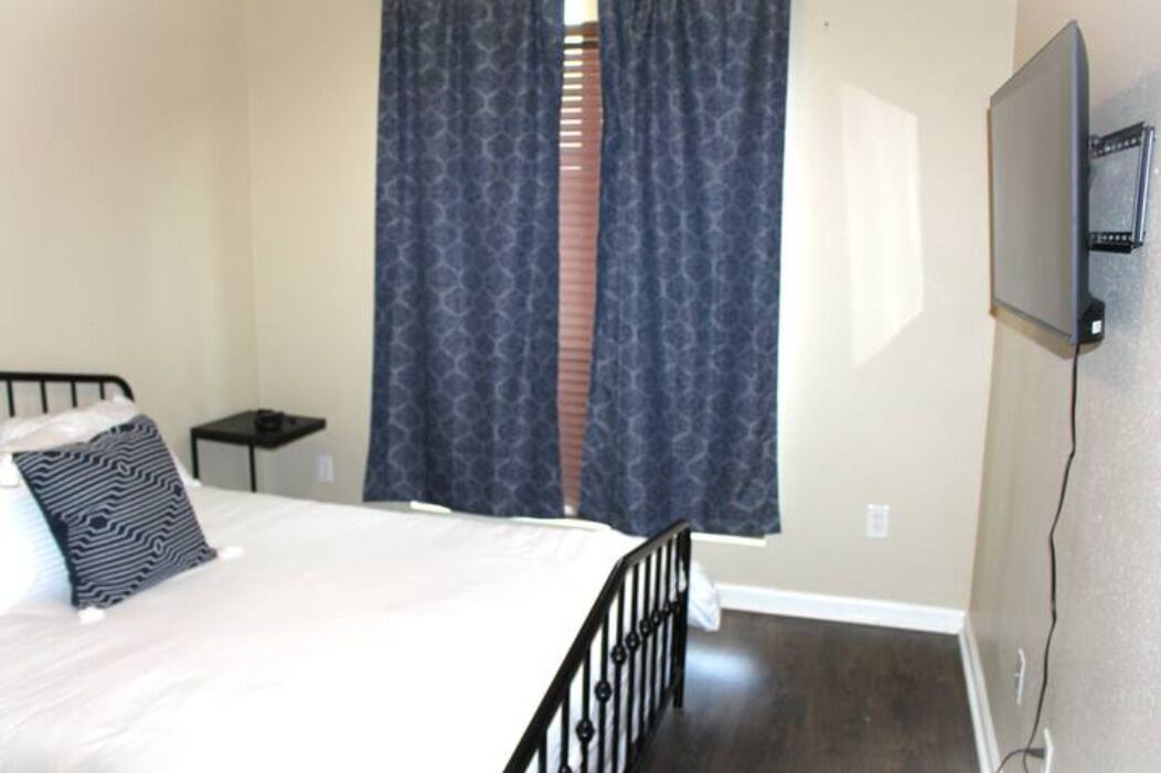 Photo of Bedroom in Robert