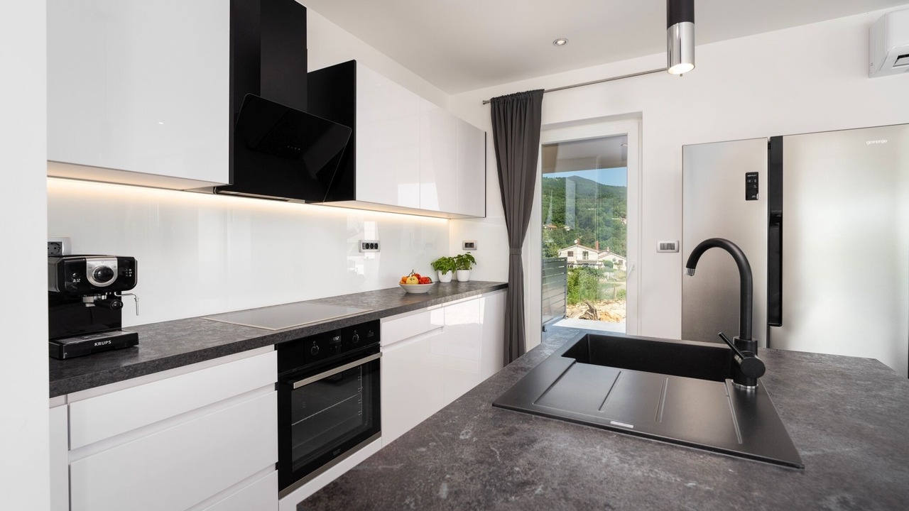 Photo of Kitchen in Sveta Jelena