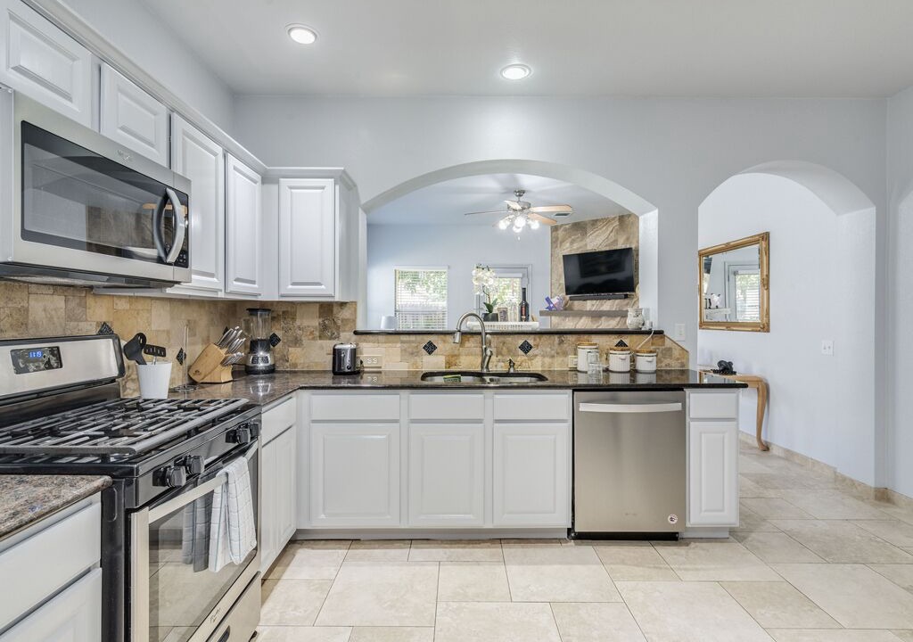 Photo of Kitchen in Pioneer Crossing