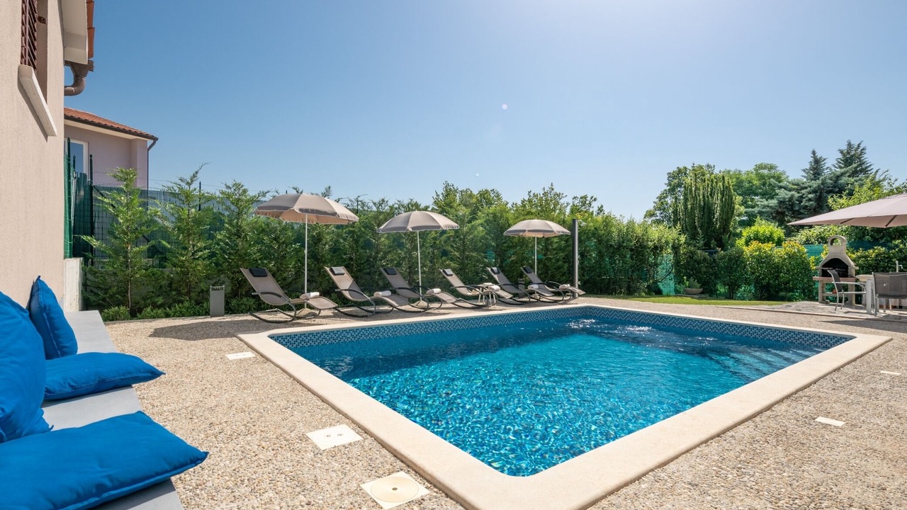 Photo of Outdoor in Vinez