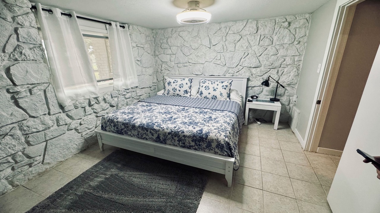 Photo of Bedroom in Pryor